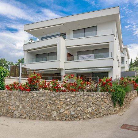 Apartments Vengust Малинска Экстерьер фото