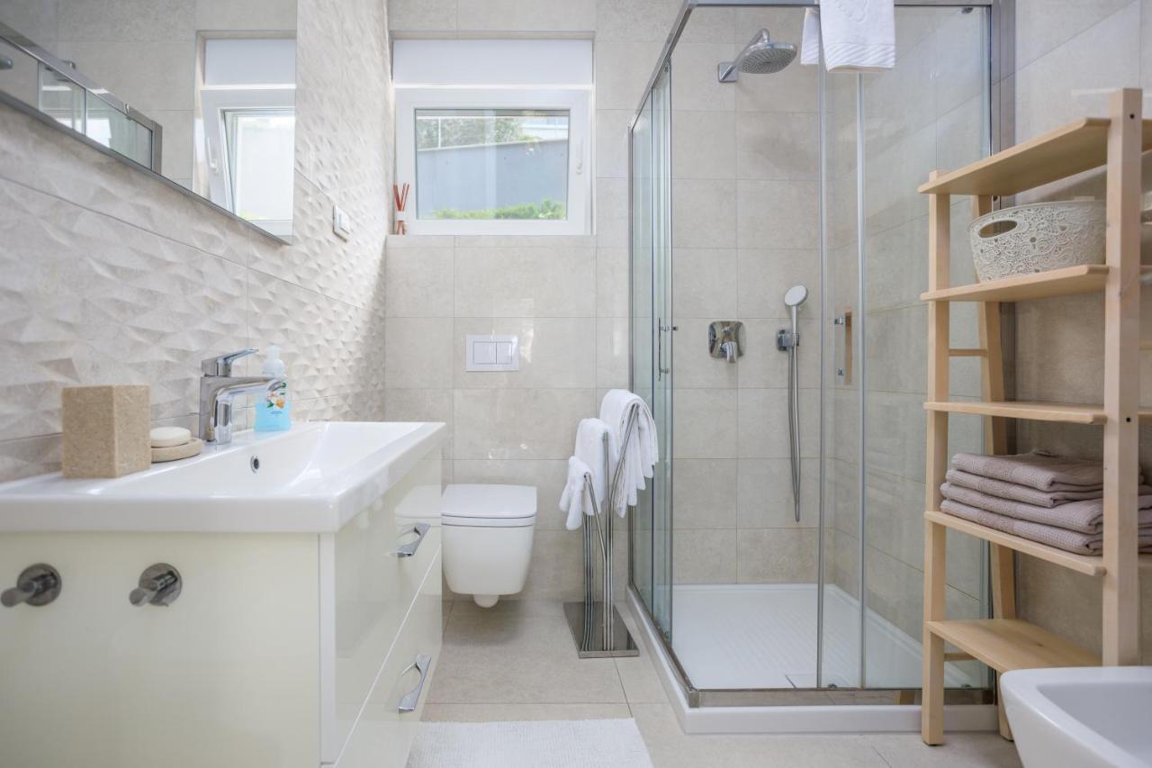 Apartments Vengust Малинска Экстерьер фото