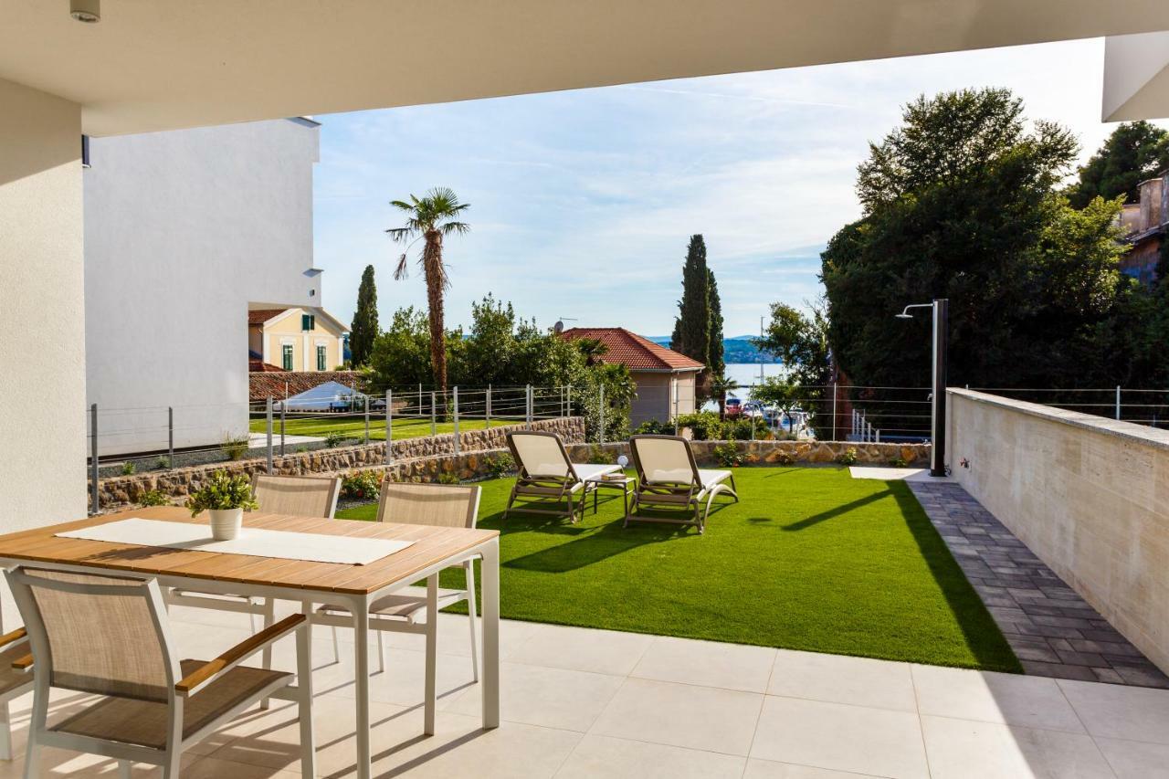 Apartments Vengust Малинска Экстерьер фото